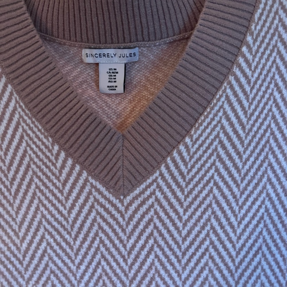 Sweater vest - Picture 3 of 5